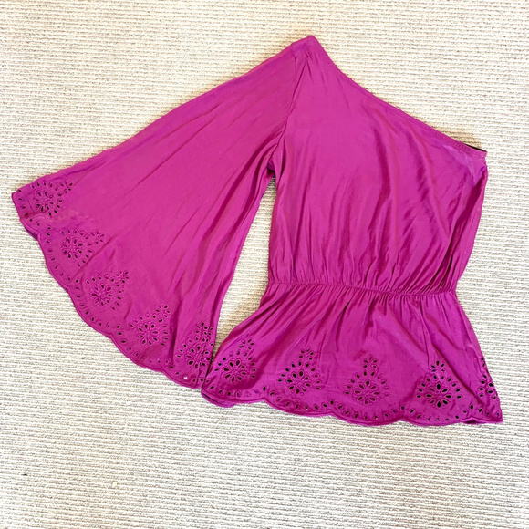 Gorgeous One-Shouldfer Butterfly Top - Picture 1 of 5